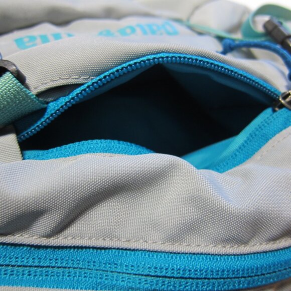 Patagonia Atom 8L Grey & Turquoise Crossbody/Sling Bag - Picture 9 of 9